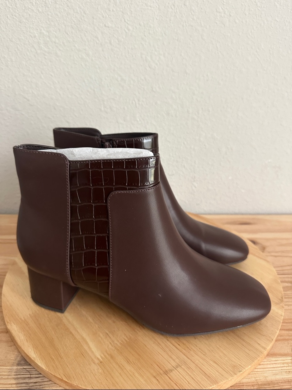 east 5th Womens Sherman Block Heel Booties